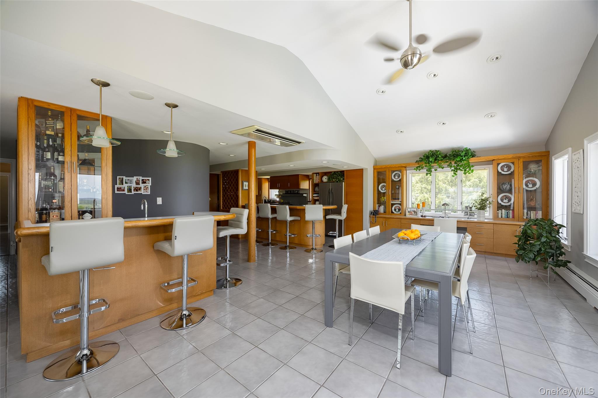 11 Potters Lane – For Sale photo 15