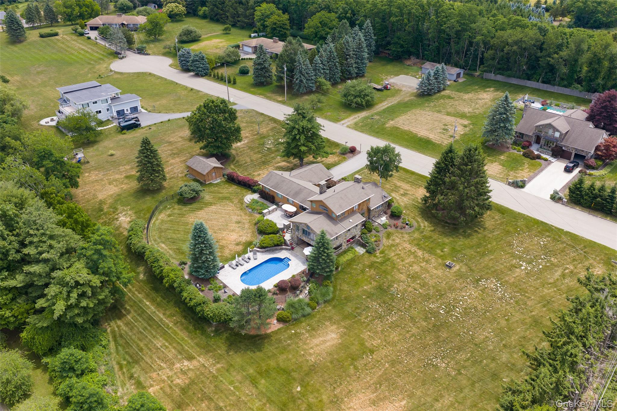 11 Potters Lane – For Sale photo 5