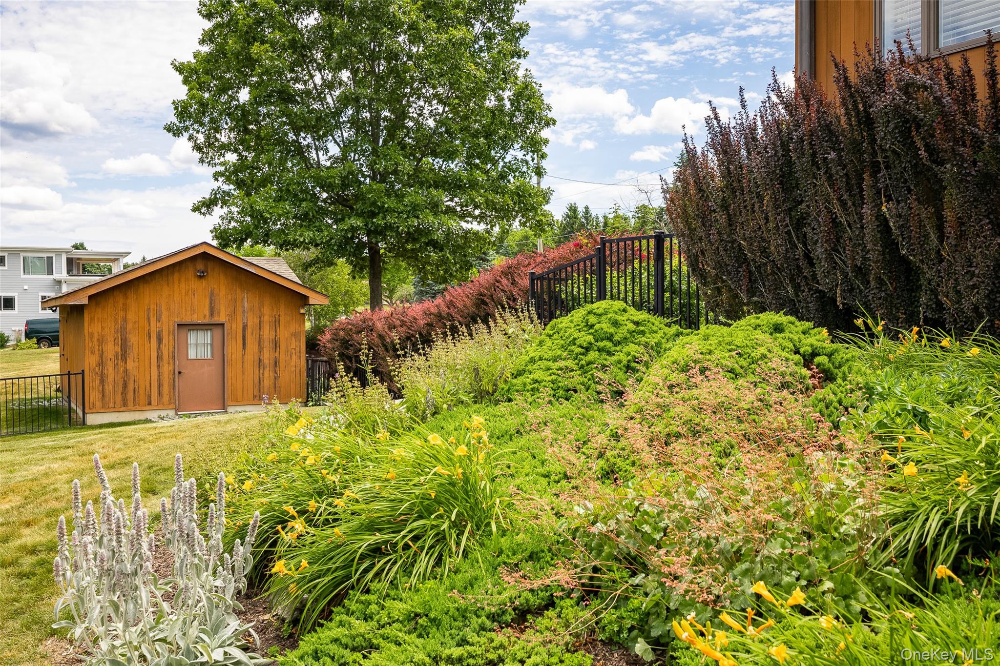 11 Potters Lane – For Sale photo 48