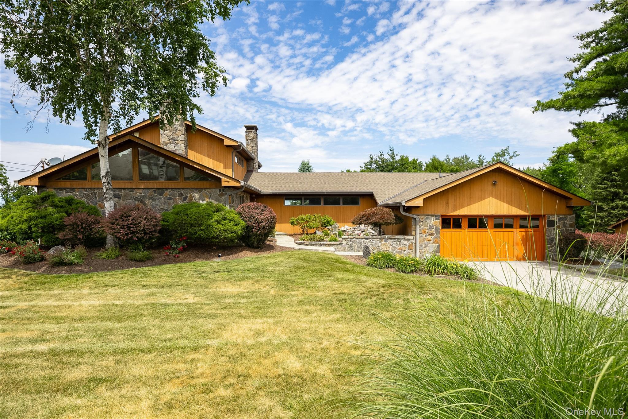 11 Potters Lane – For Sale photo 2