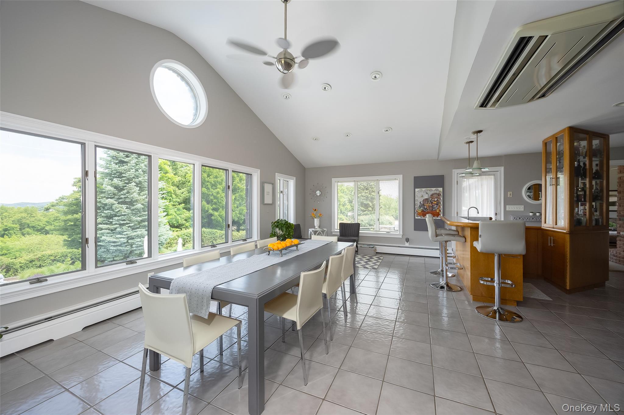 11 Potters Lane – For Sale photo 16