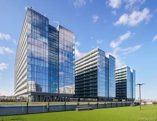 13103 40th Road, Unit 11D