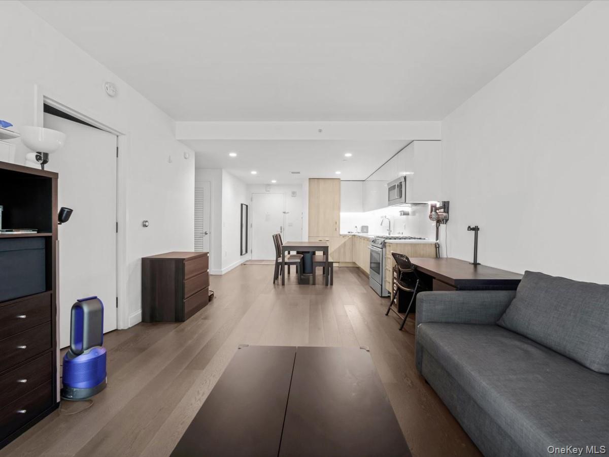 13103 40th Road, Unit 11D photo 9