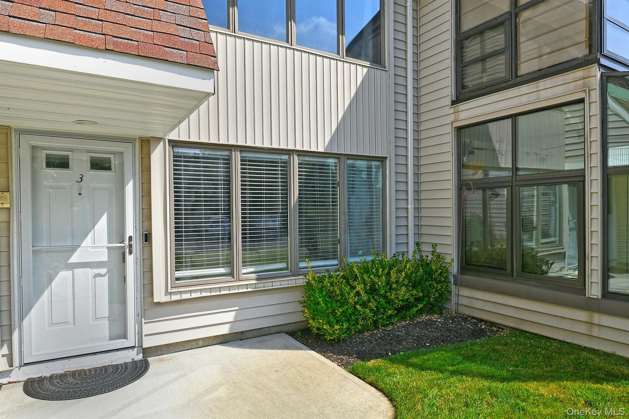 20 Laurel Avenue, Unit 3 photo 4