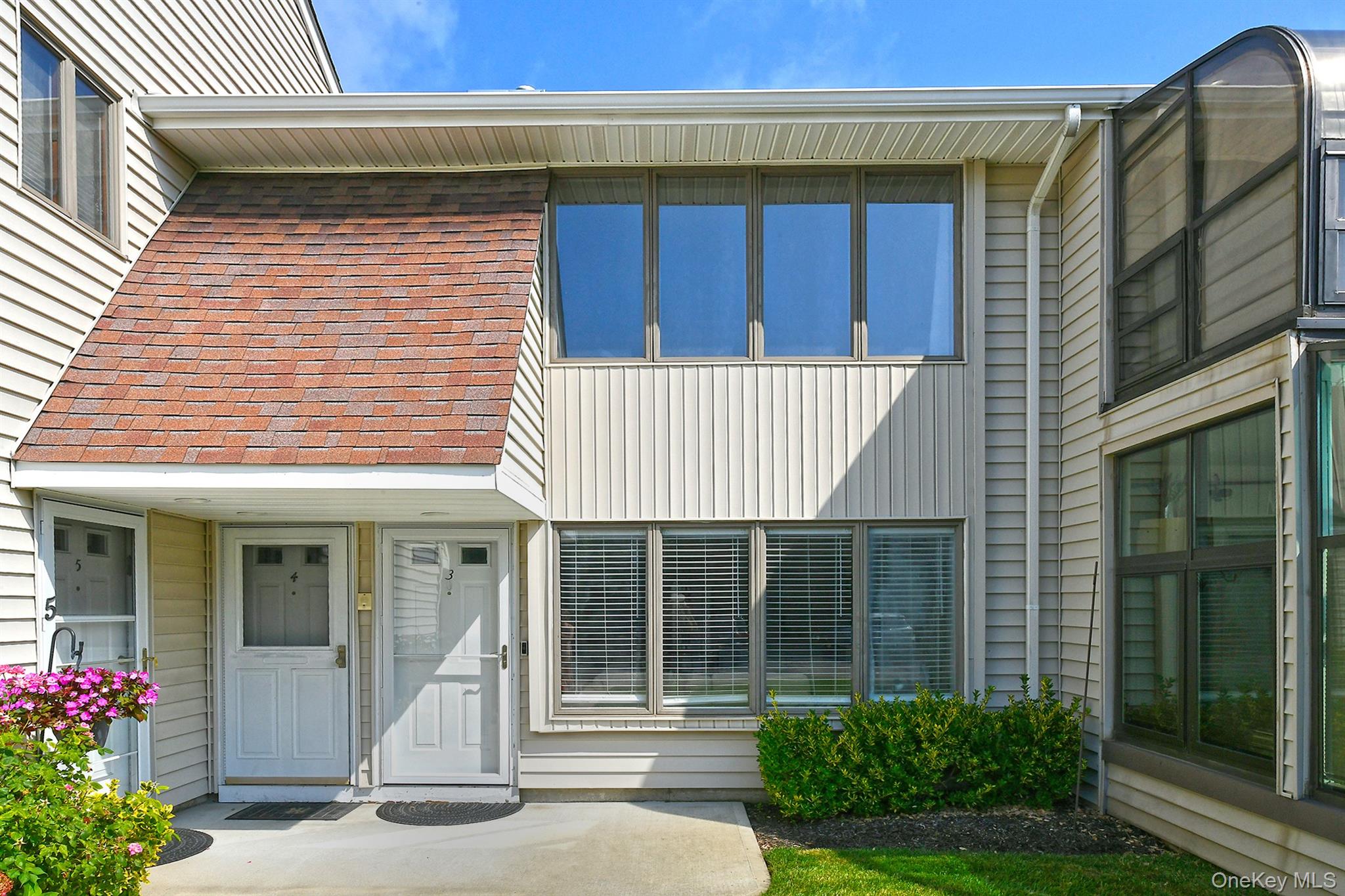 20 Laurel Avenue, Unit 3 photo 2