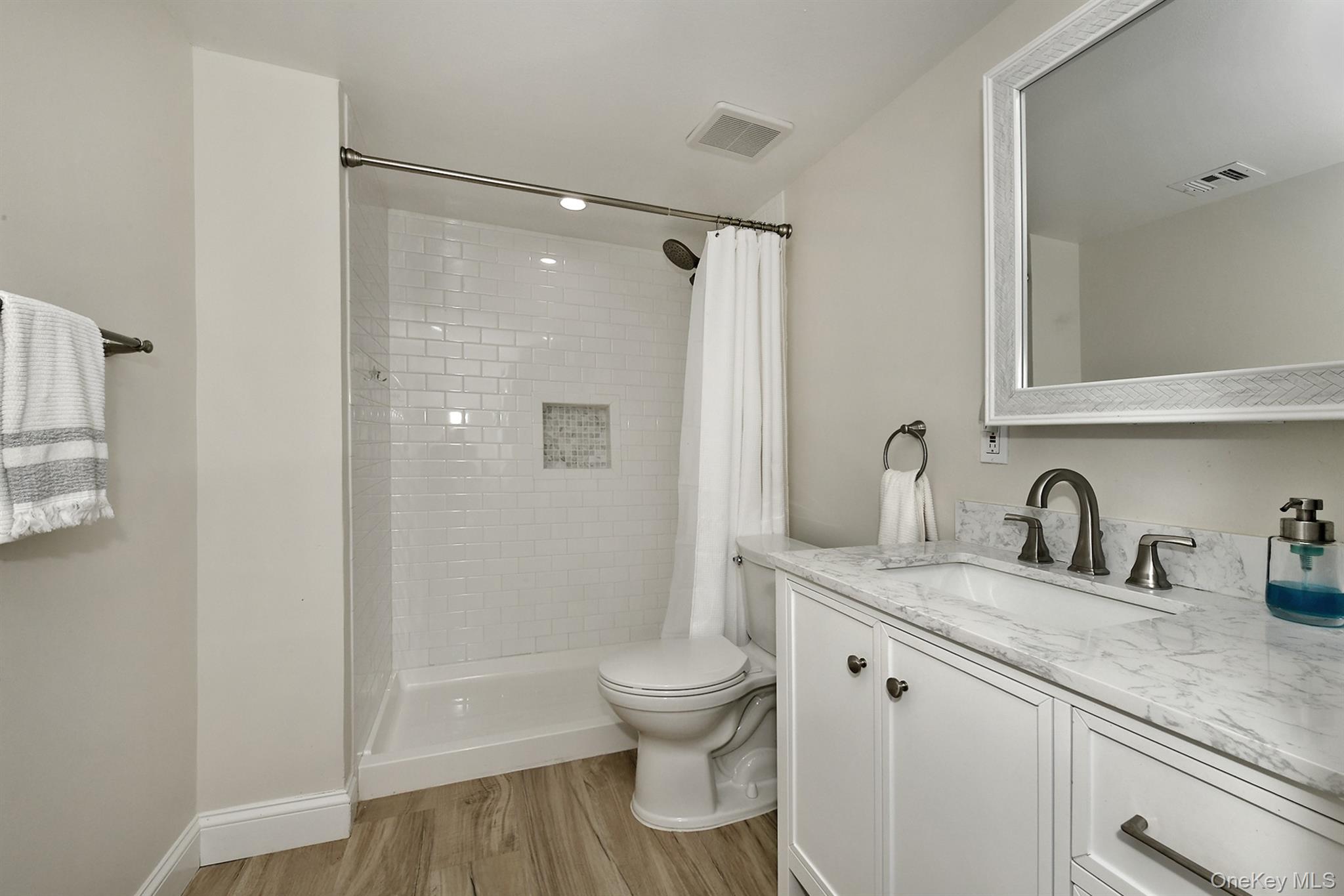 20 Laurel Avenue, Unit 3 photo 22