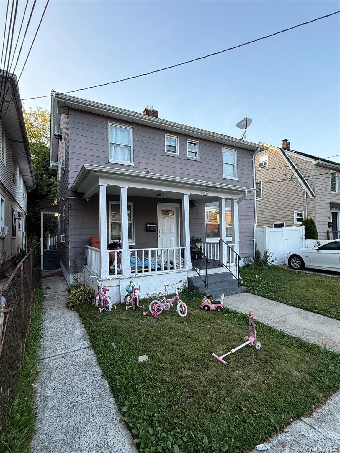 25 Webb Avenue – For Sale photo 2