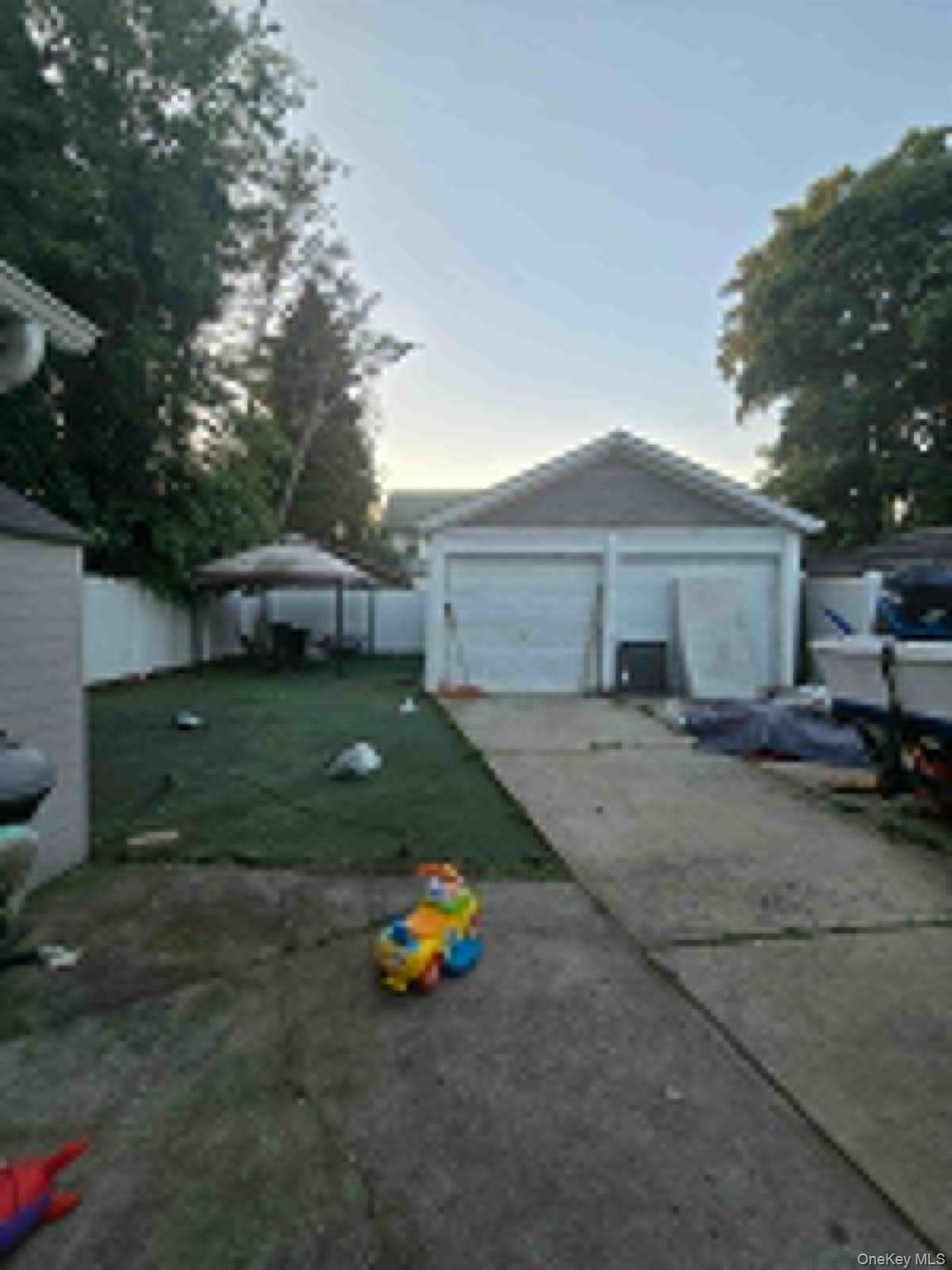25 Webb Avenue – For Sale photo 6