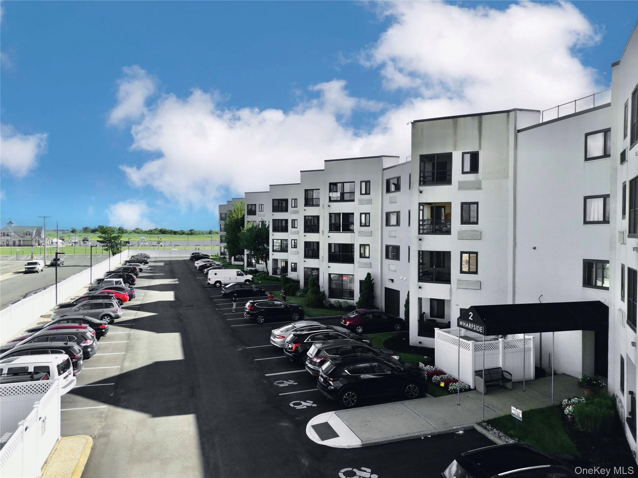 725 Miller Avenue, Unit 220