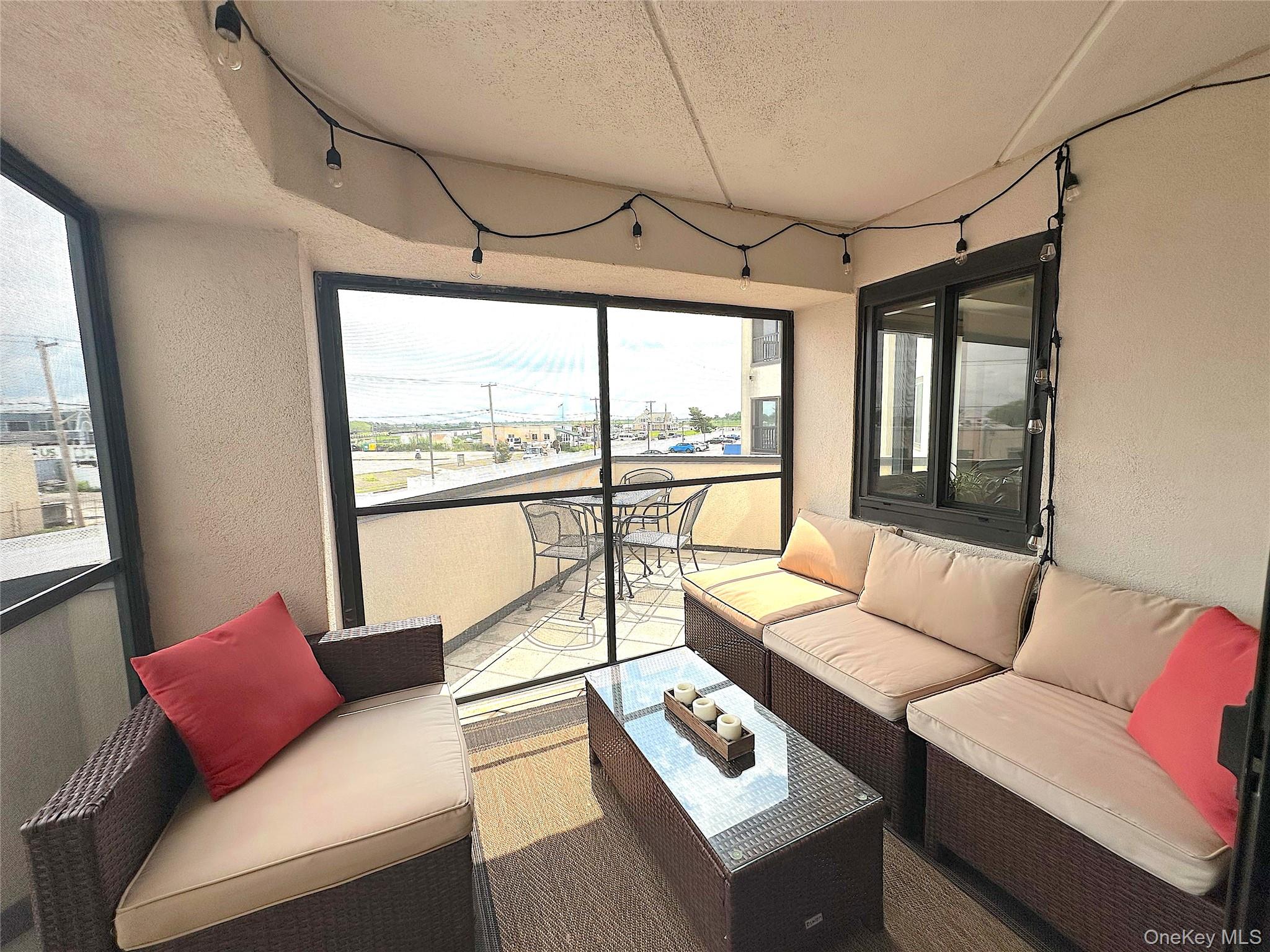 725 Miller Avenue, Unit 220 photo 18