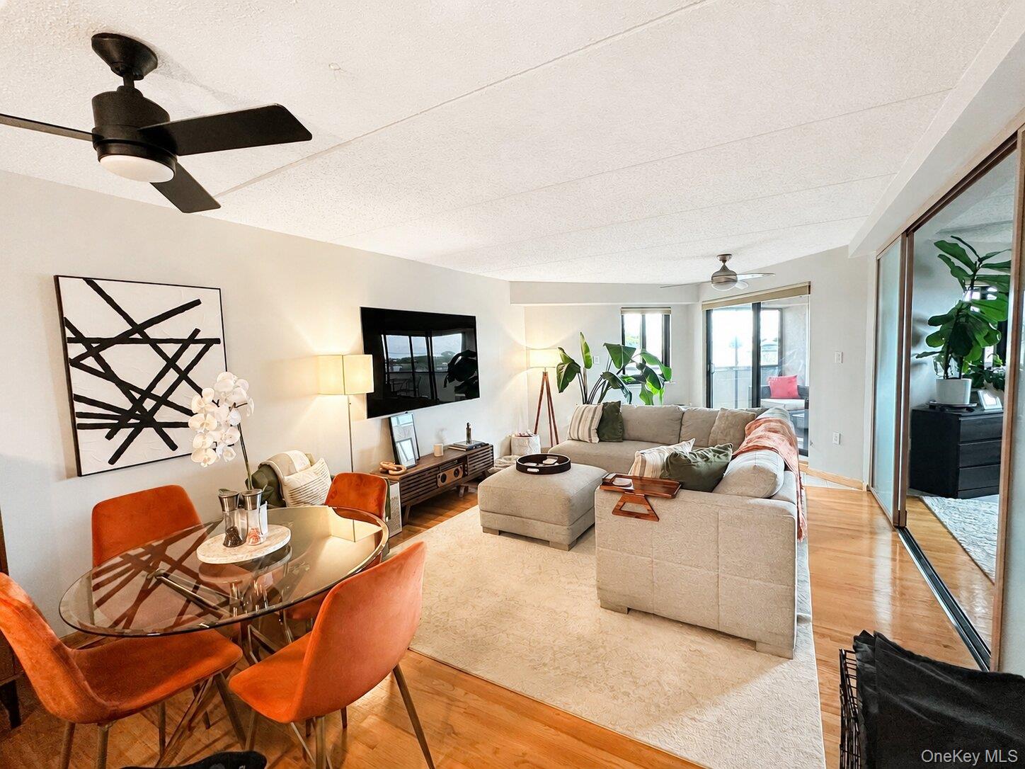 725 Miller Avenue, Unit 220 photo 8