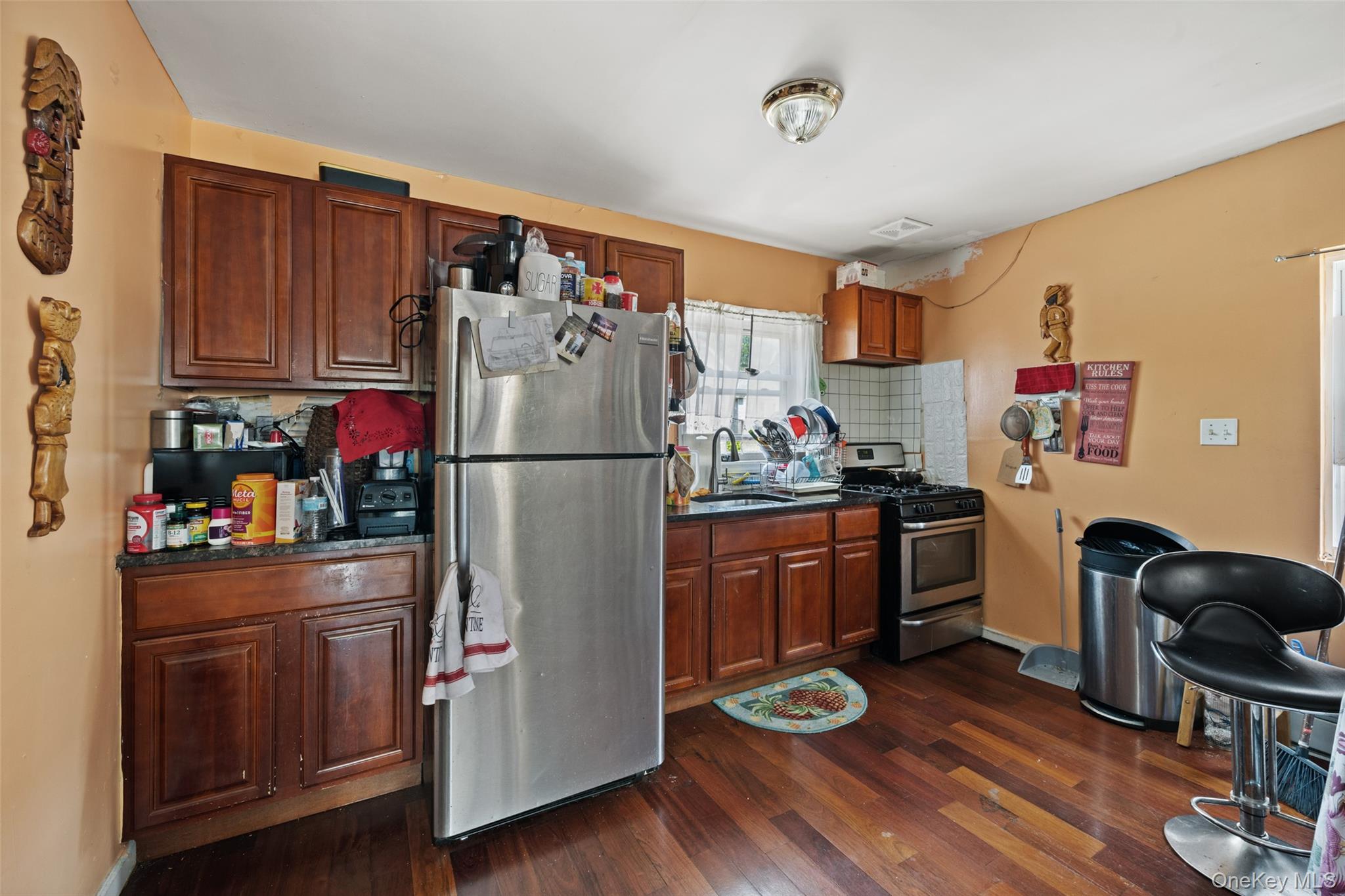 825 E 224th Street, Unit 2 photo 6