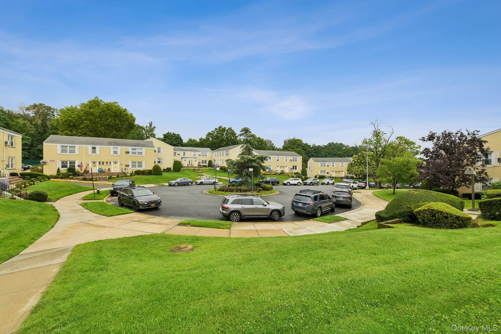 251-24 71st Avenue, Unit 87A photo 31