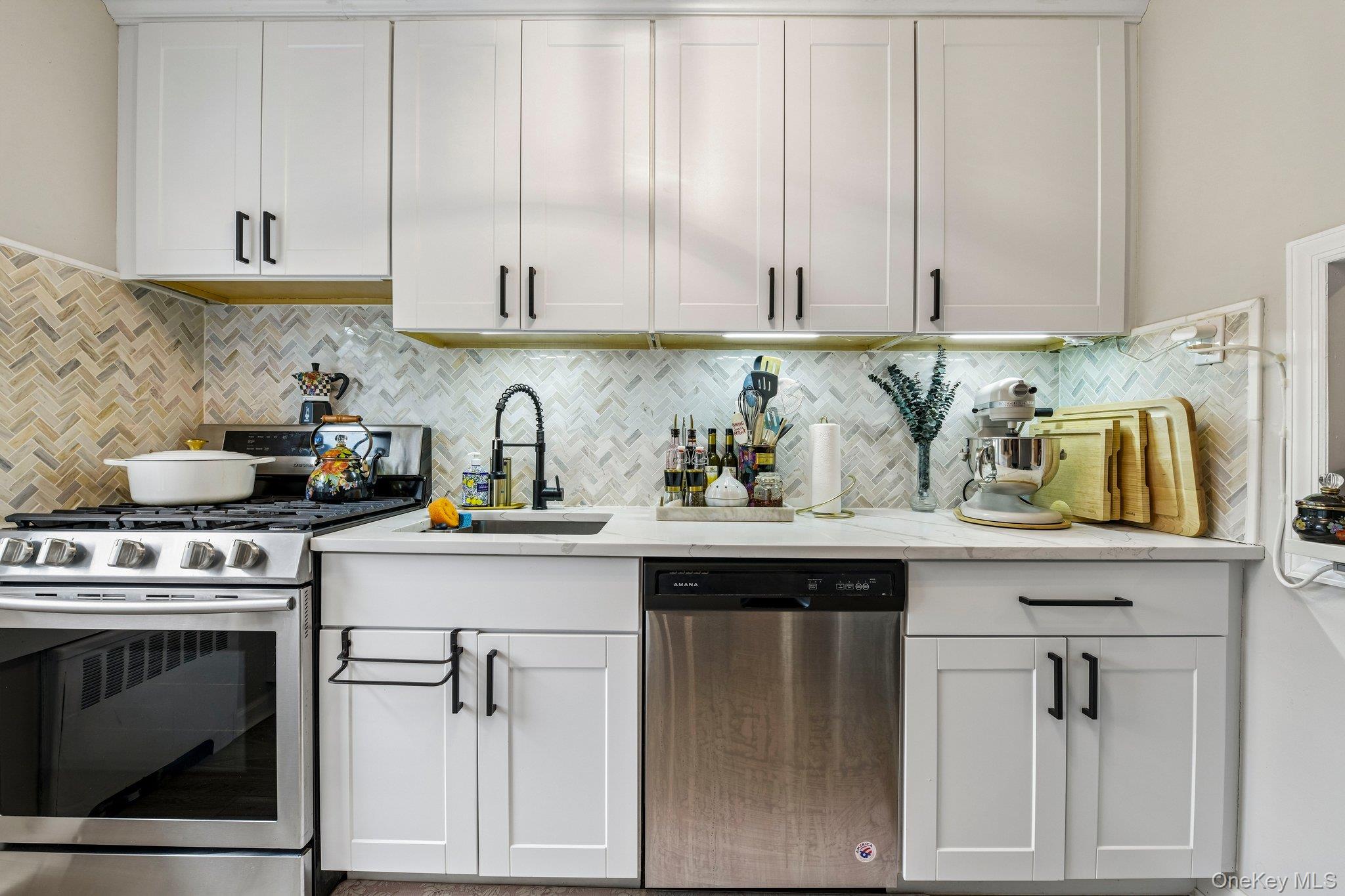 251-24 71st Avenue, Unit 87A photo 3
