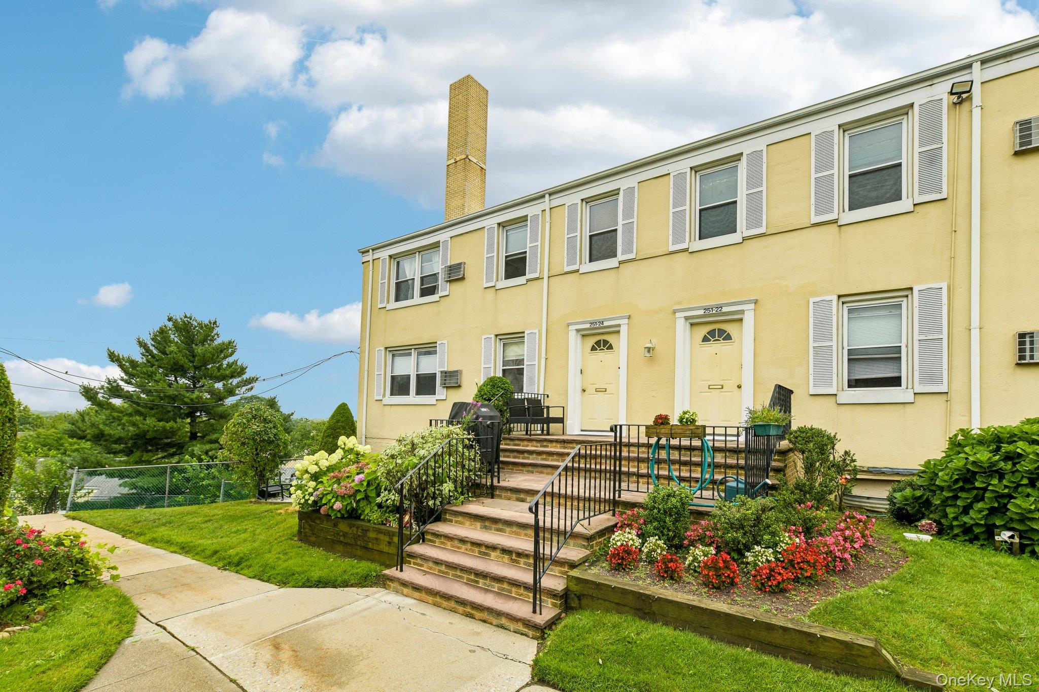 251-24 71st Avenue, Unit 87A photo 26