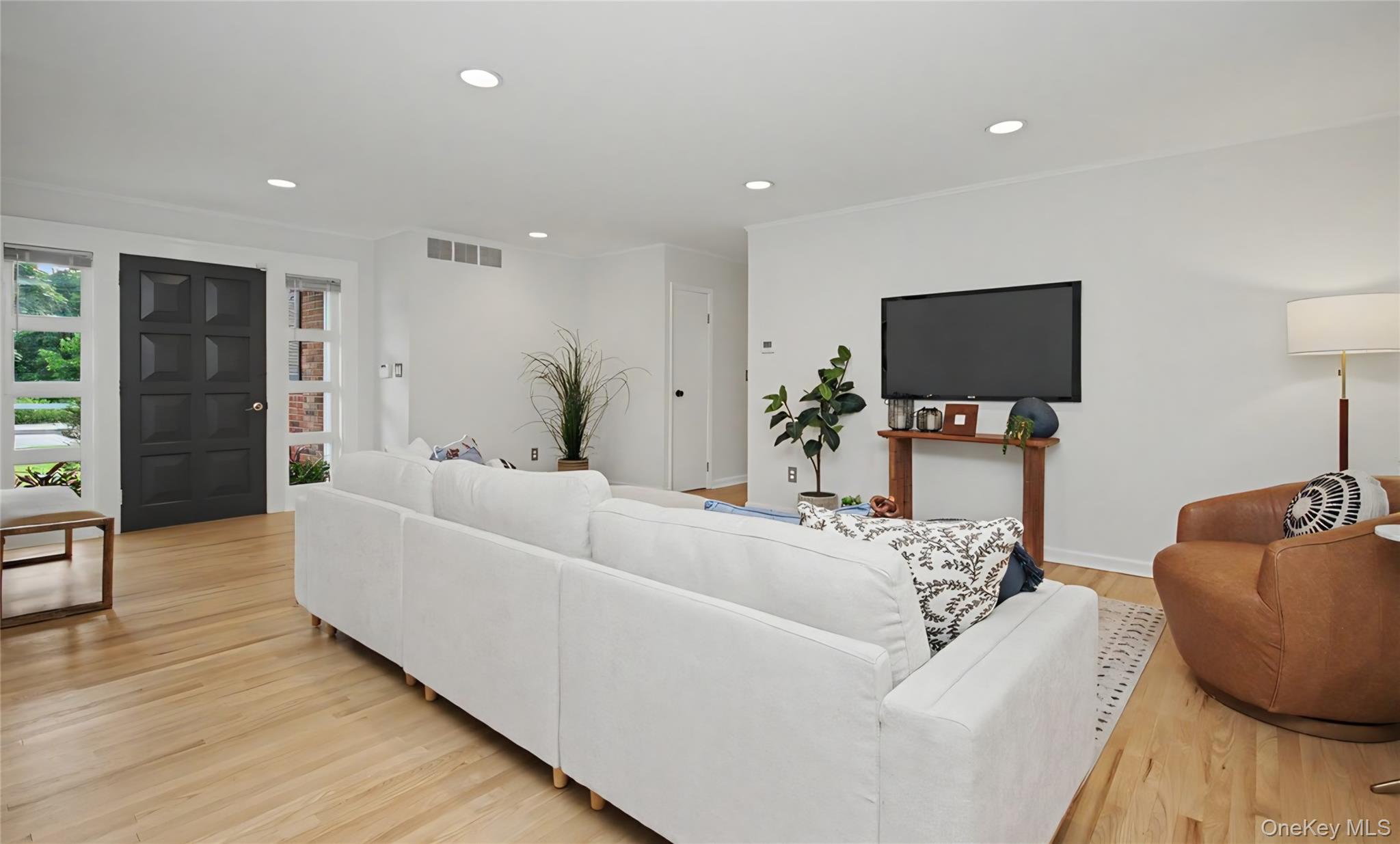 17 Talbot Avenue – For Sale photo 28