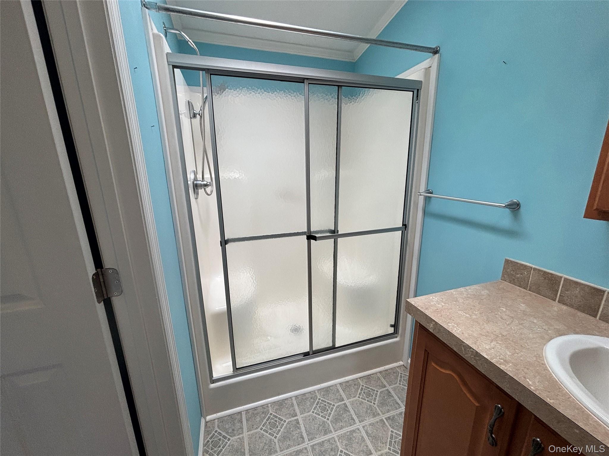 1661 Old Country Road, Unit 84 photo 33