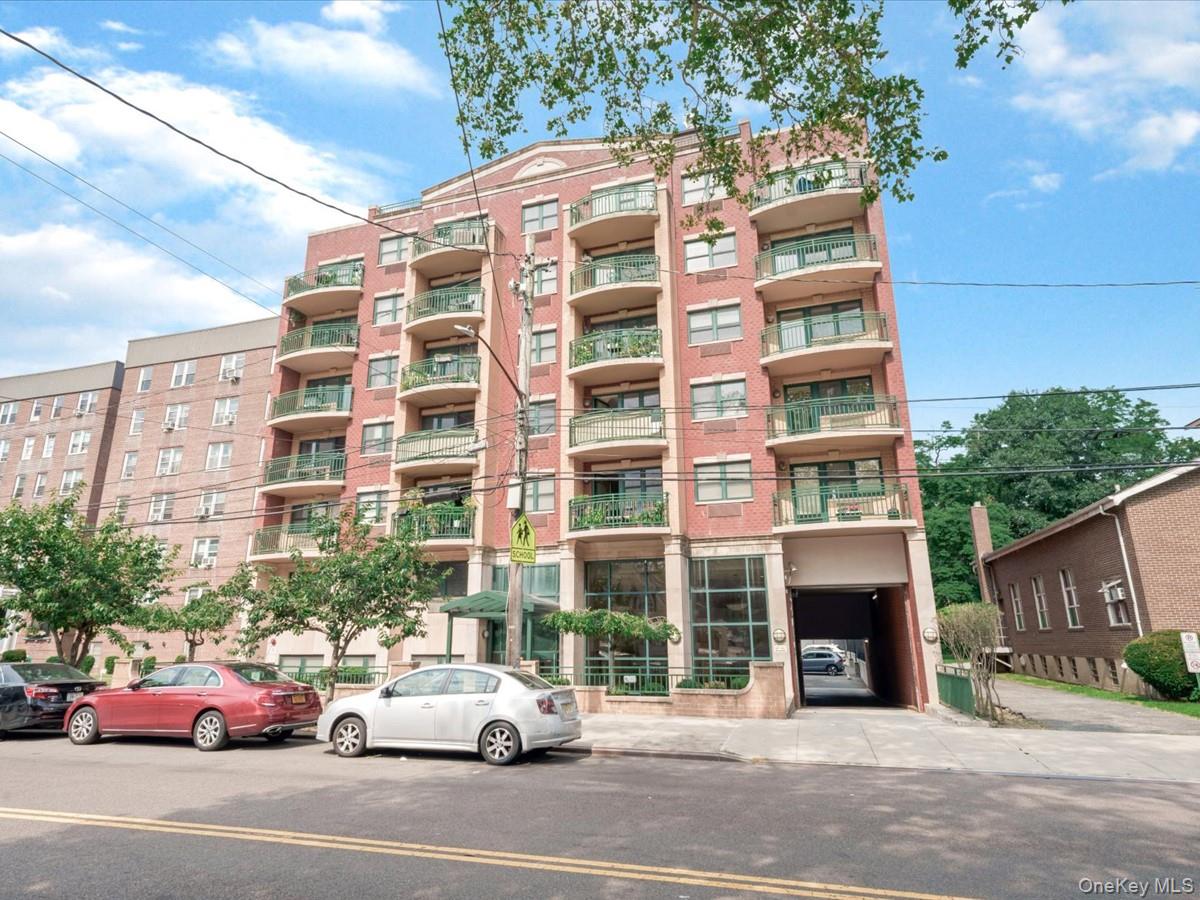 143-41 84th Drive, Unit 1A photo 2