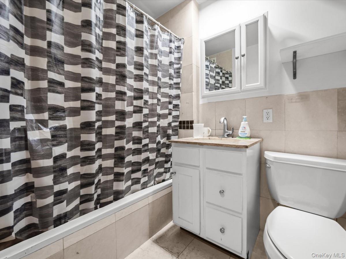 143-41 84th Drive, Unit 1A photo 9