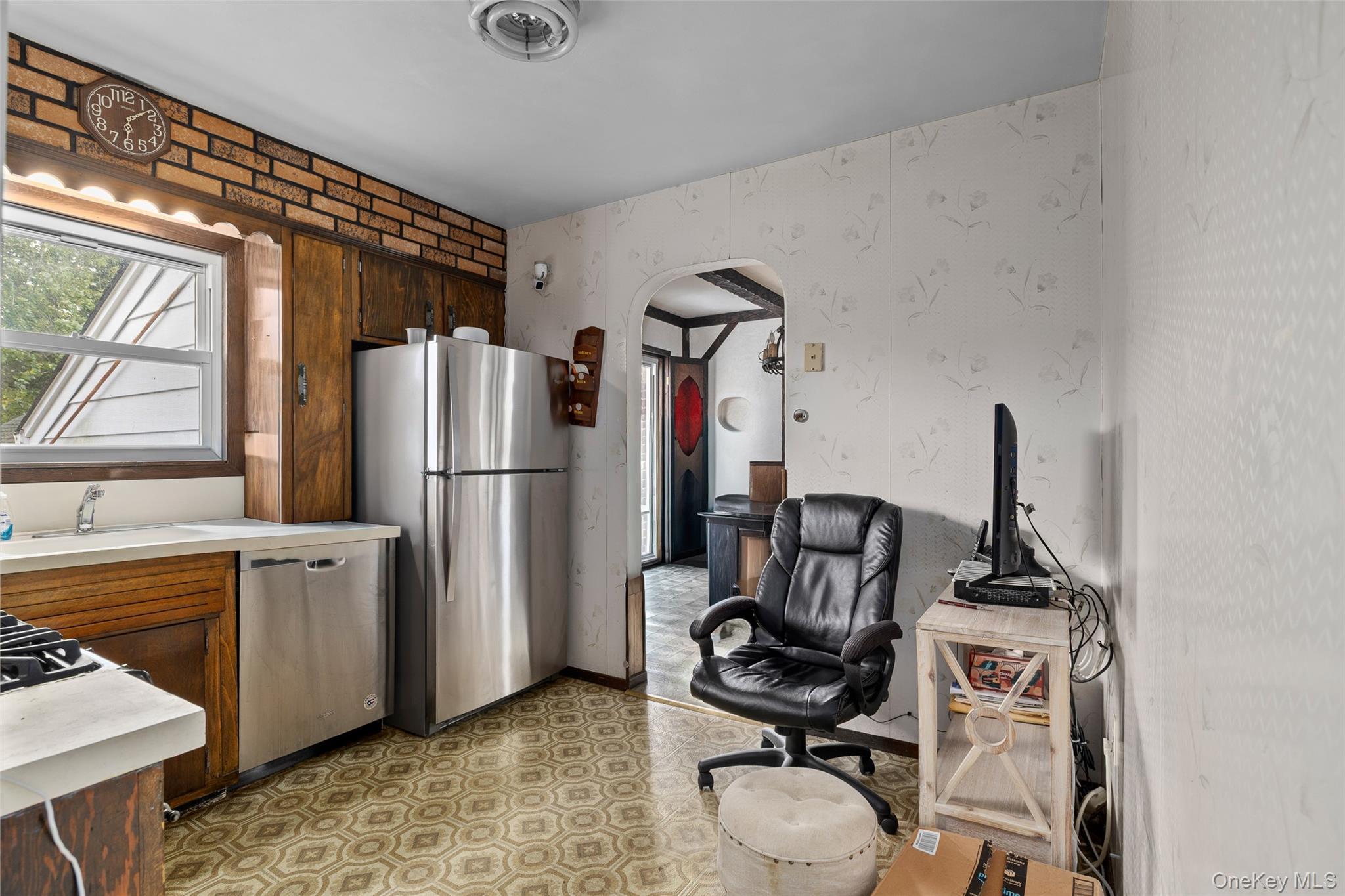 2975 Oceanside Road – For Sale photo 16