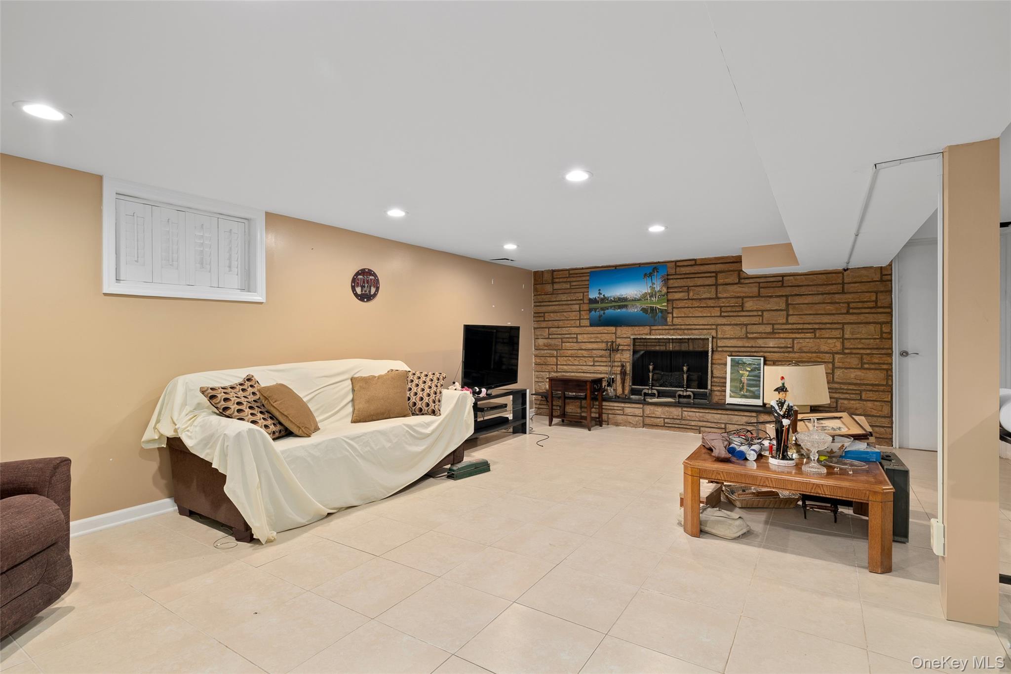 2975 Oceanside Road – For Sale photo 20