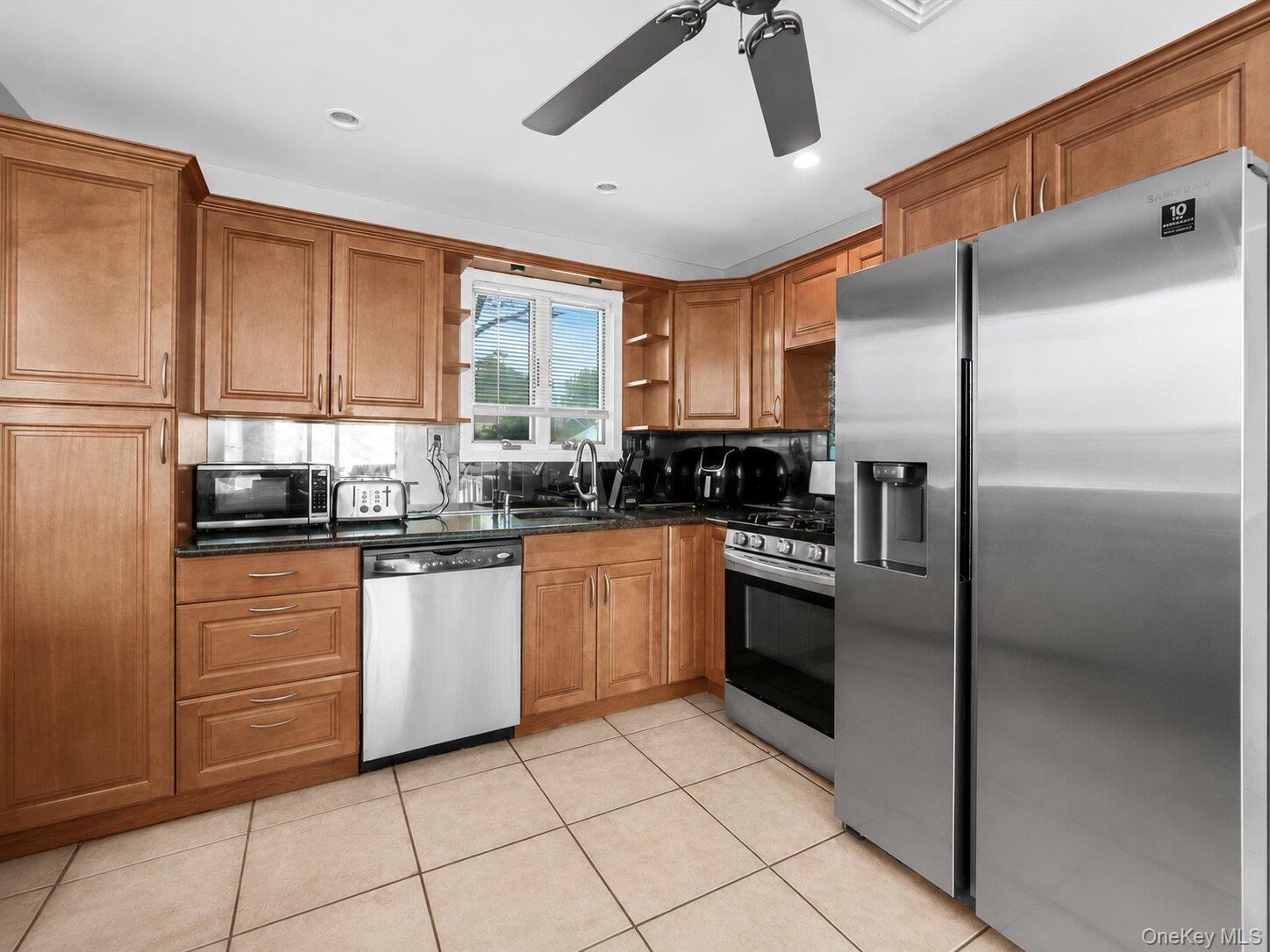 301 W 22nd Street – For Sale photo 5