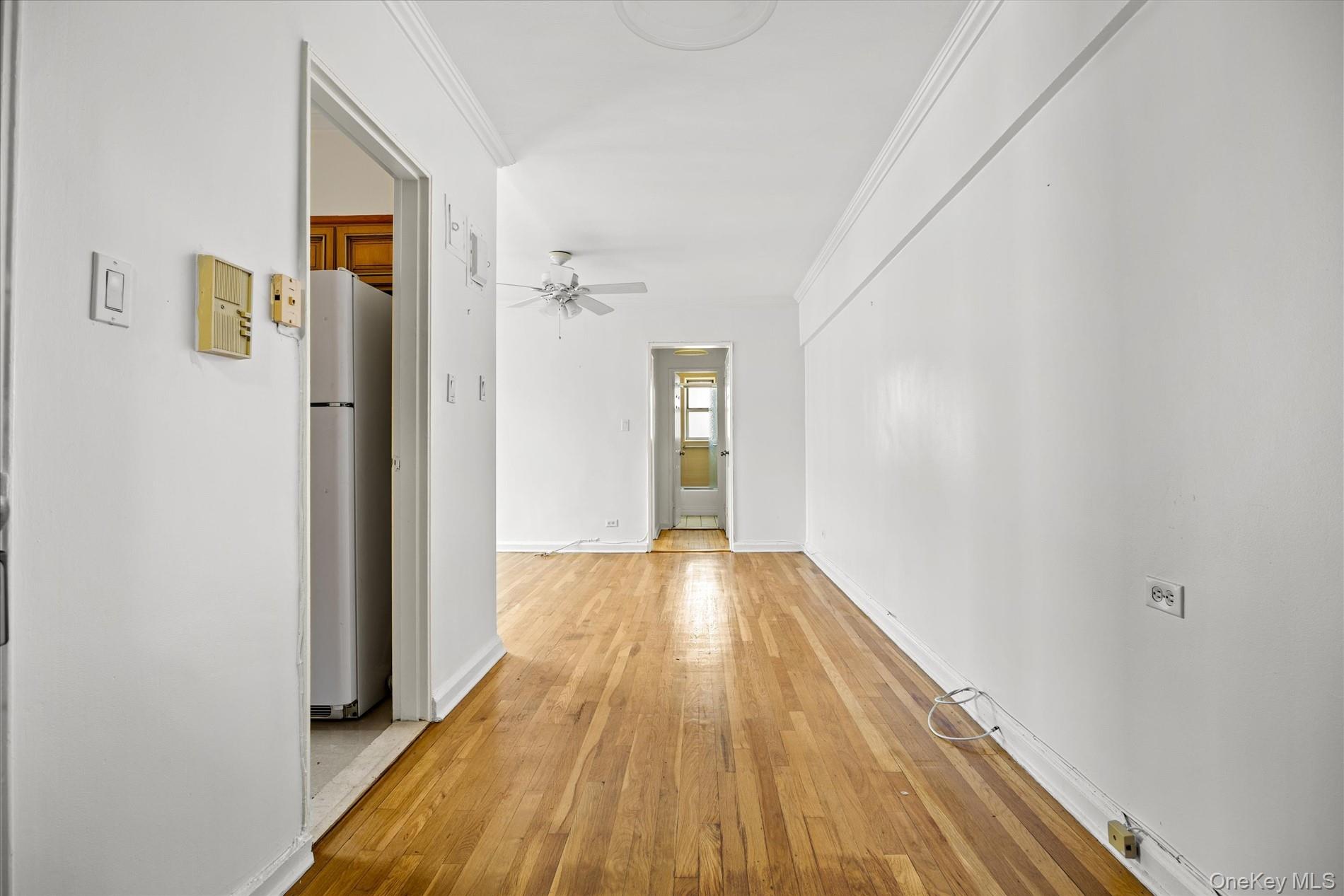 81-15 35th Avenue, Unit 6B photo 3
