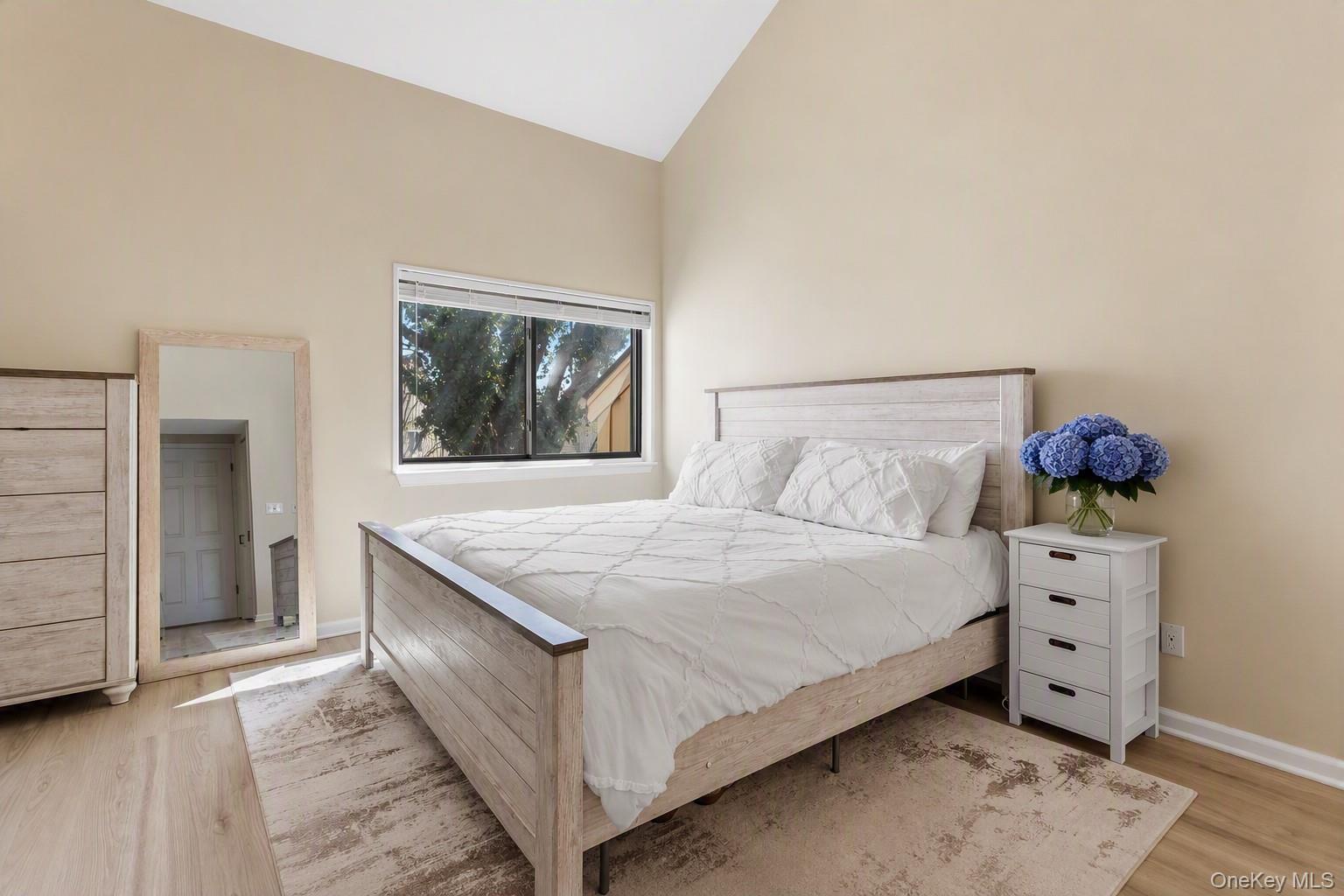 230 Lakeside Drive – For Sale photo 8