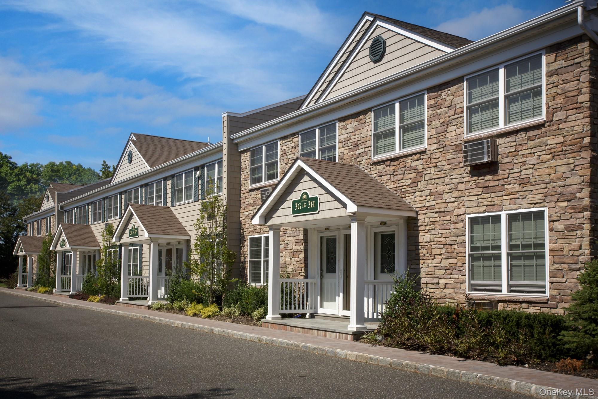 184 Hallock Road, Unit 1G2