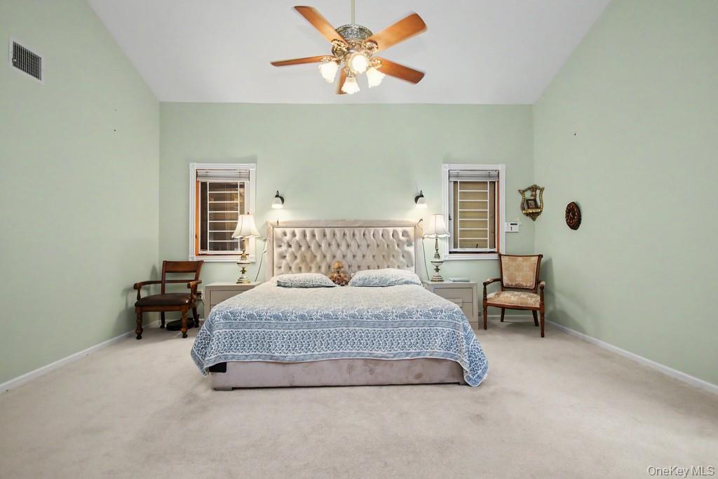 14 Longview Lane – For Sale photo 27