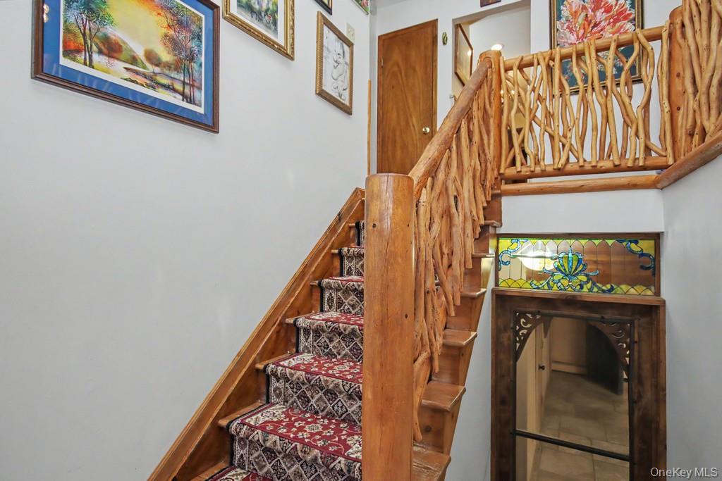 14 Longview Lane – For Sale photo 13