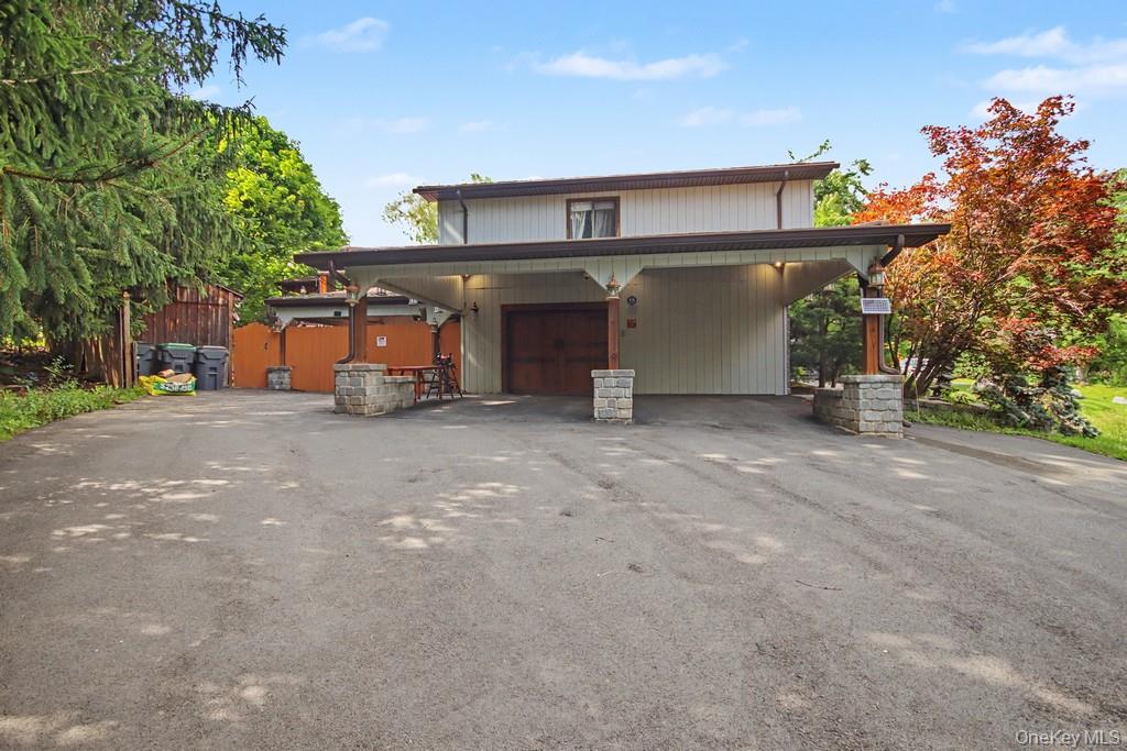 14 Longview Lane – For Sale photo 3