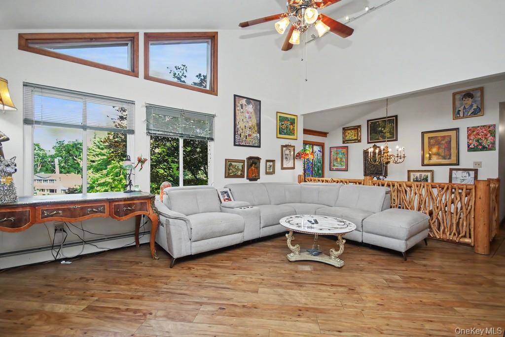 14 Longview Lane – For Sale photo 15