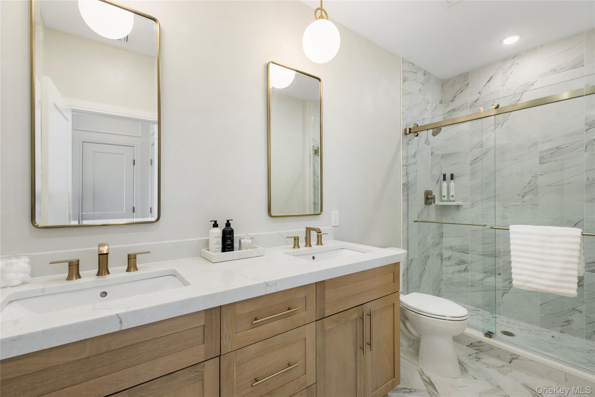 606 Bay View Circle, Unit 6 photo 6