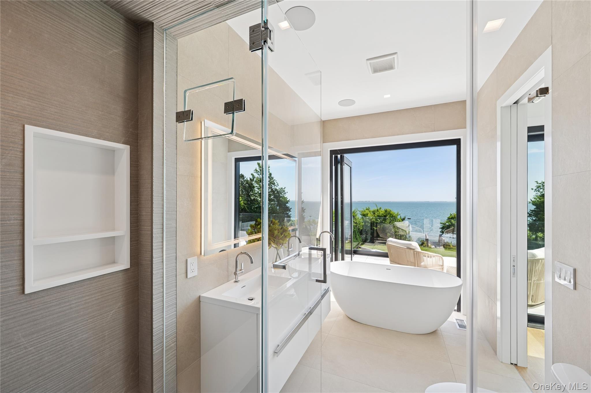 40 Oceanview Drive – For Rent photo 4