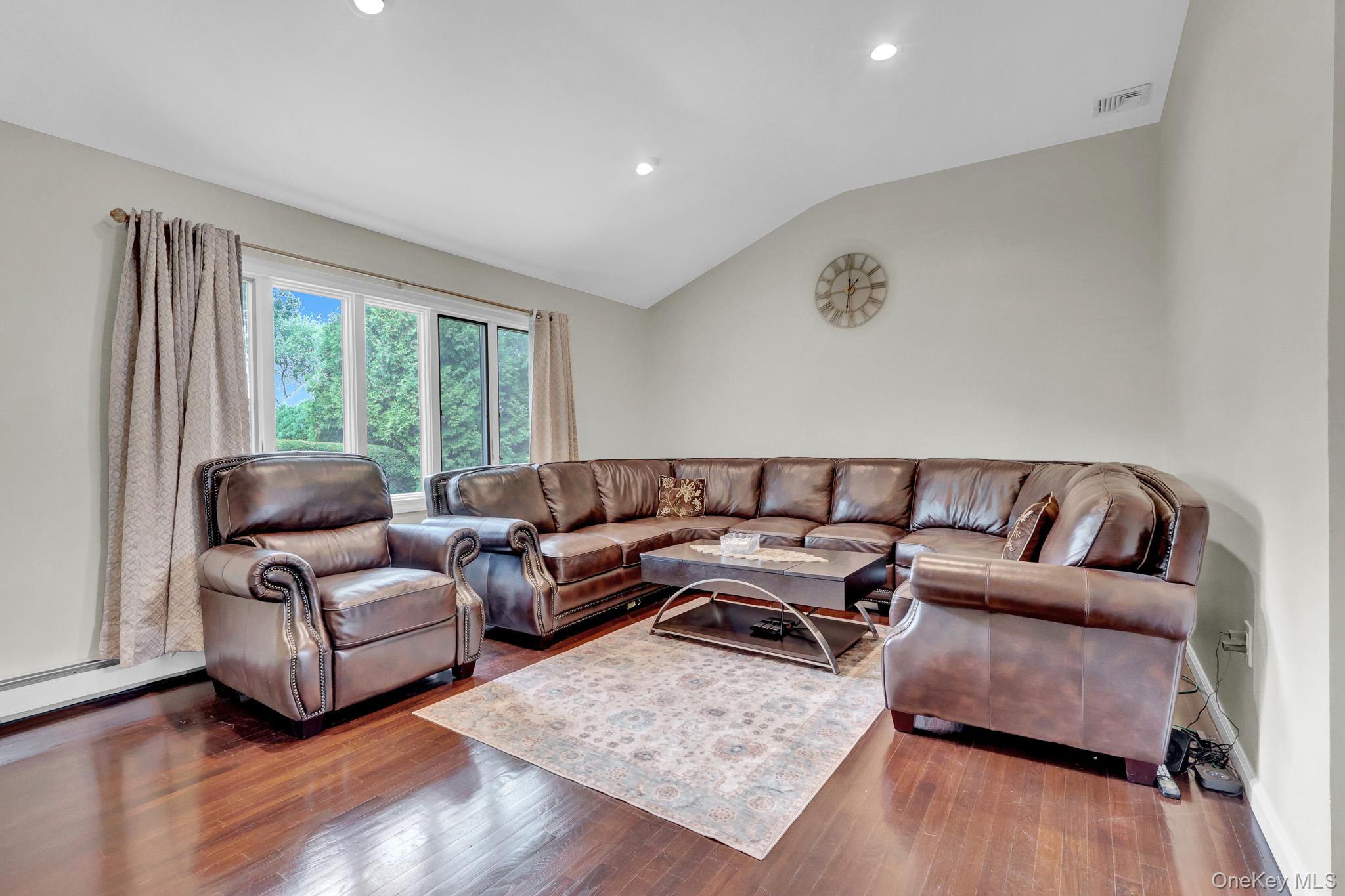 260 W 12th Street – For Sale photo 14