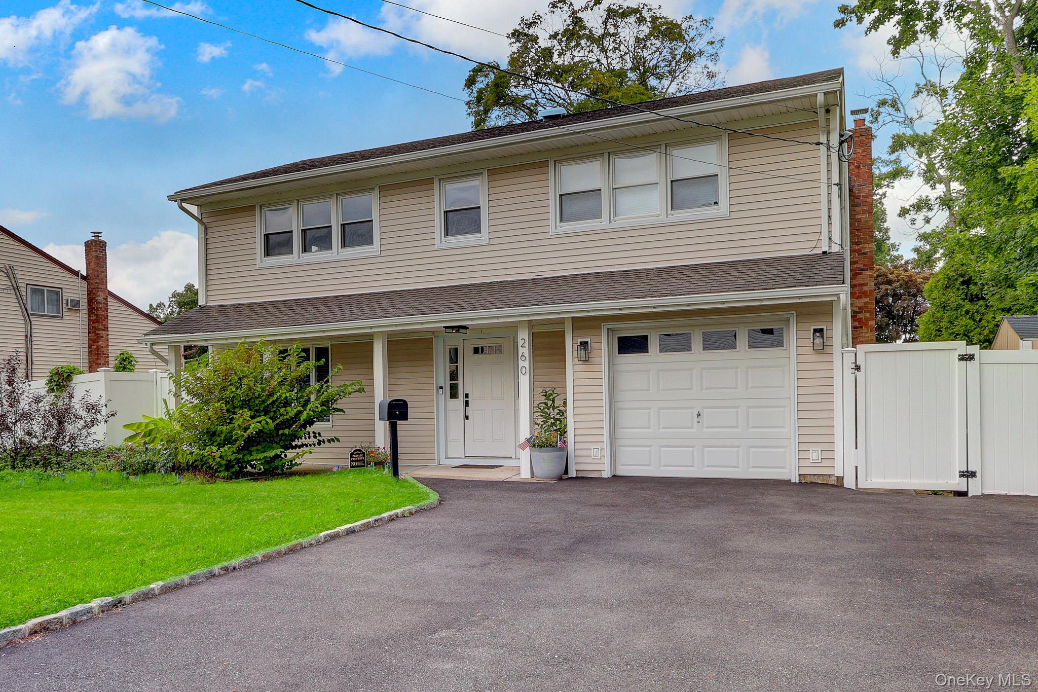 260 W 12th Street – For Sale photo 2