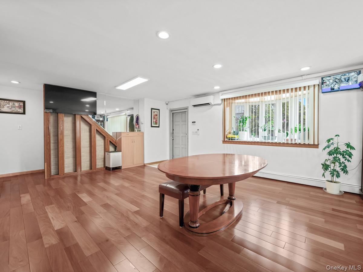 40-08 214th Place – For Sale photo 4