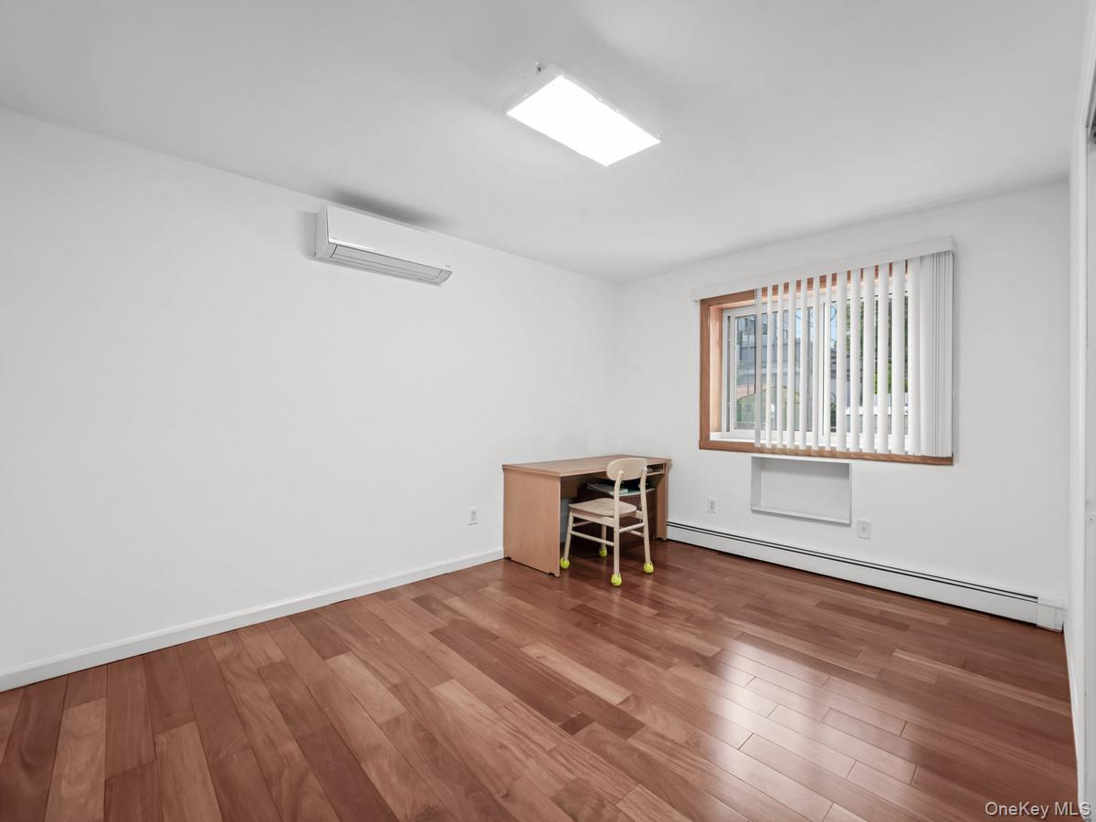 40-08 214th Place – For Sale photo 6