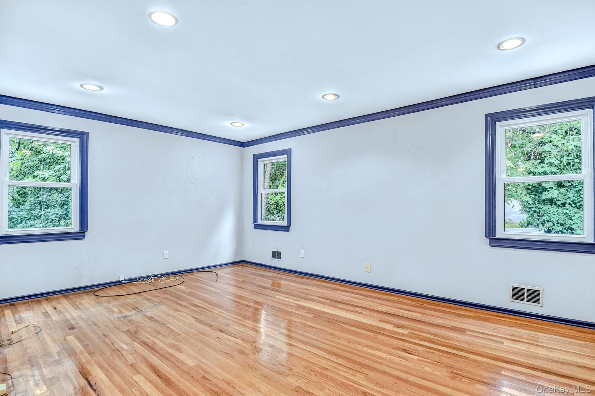 1 Gates Place – For Sale photo 16