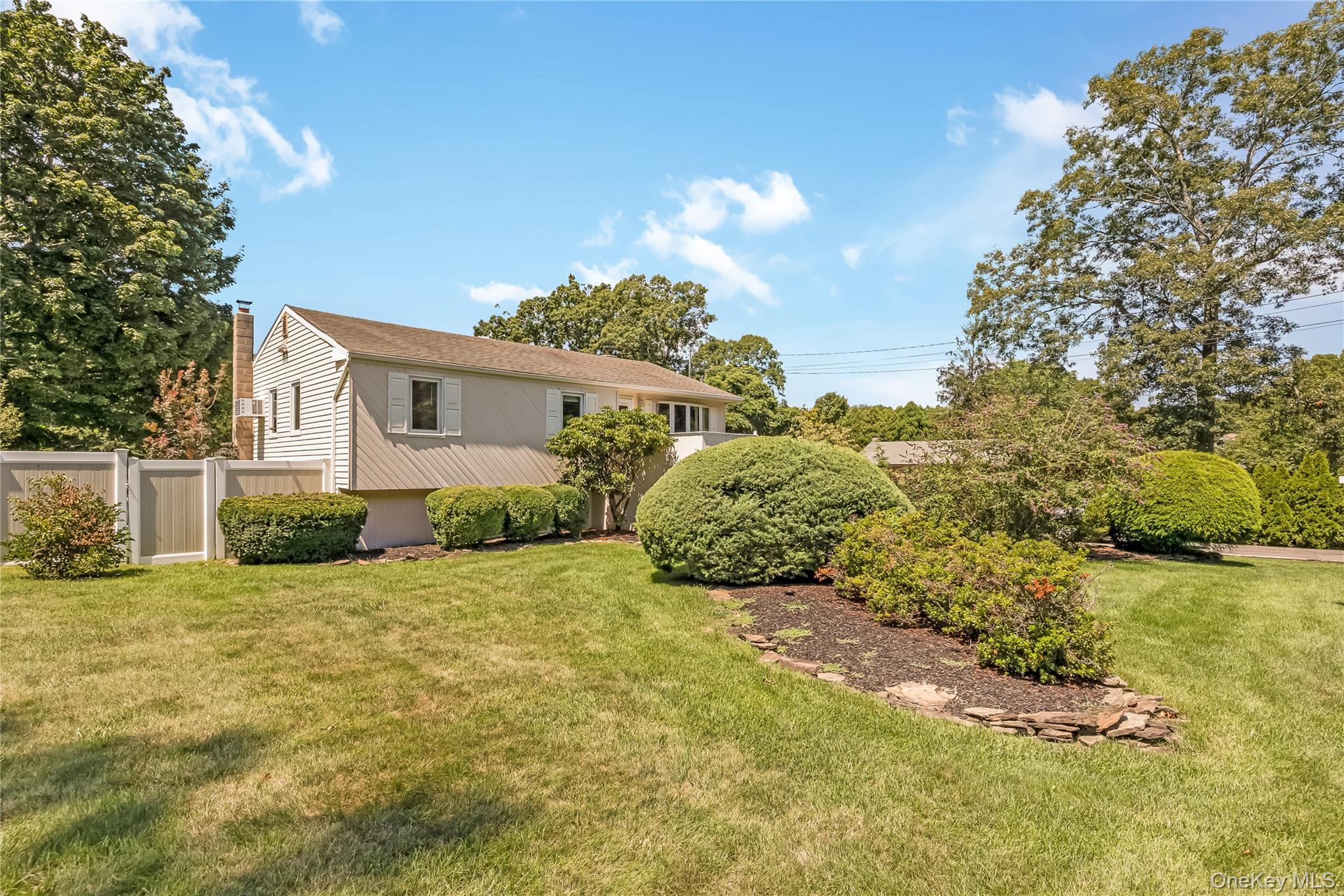 615 Sleepy Hollow Drive – For Sale photo 3