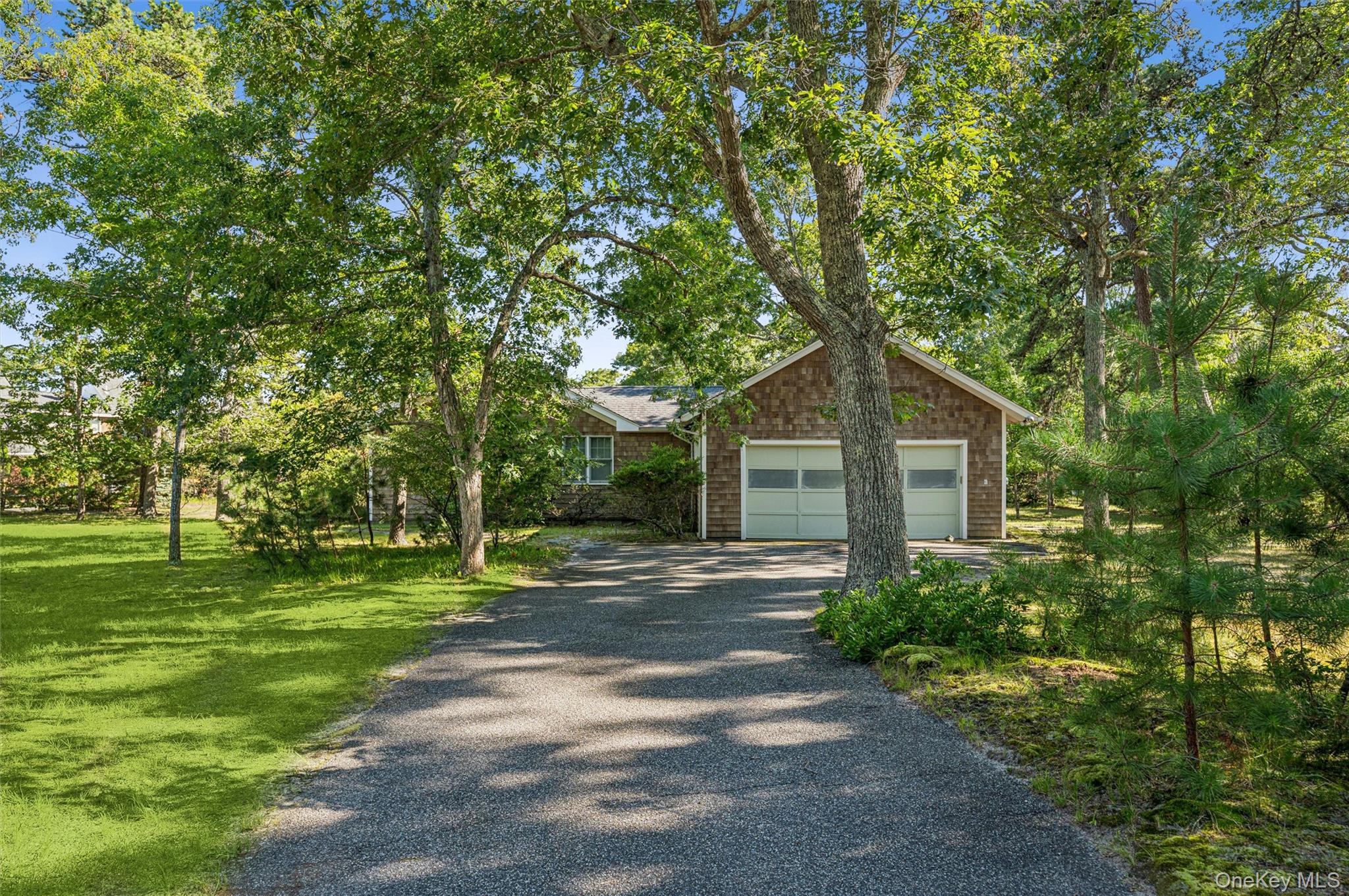 172 Bay Avenue E – For Sale photo 4