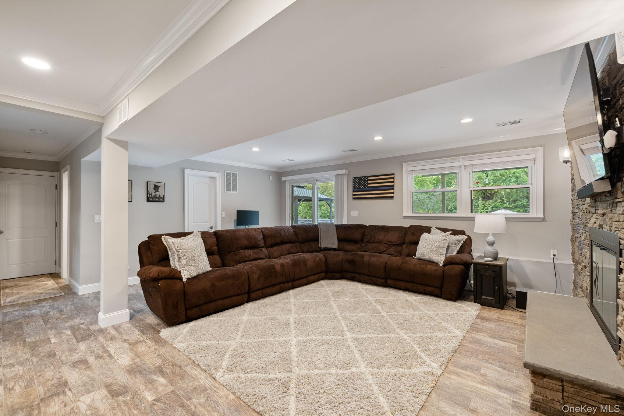 9 Behrendt Drive – For Sale photo 20