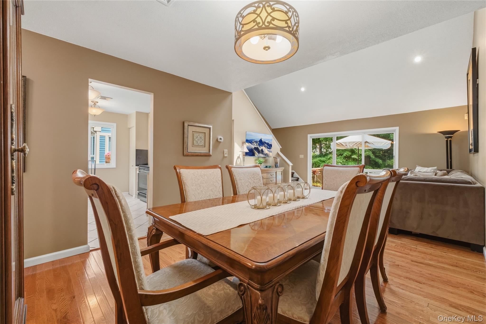4001 Hickory Court – For Sale photo 9