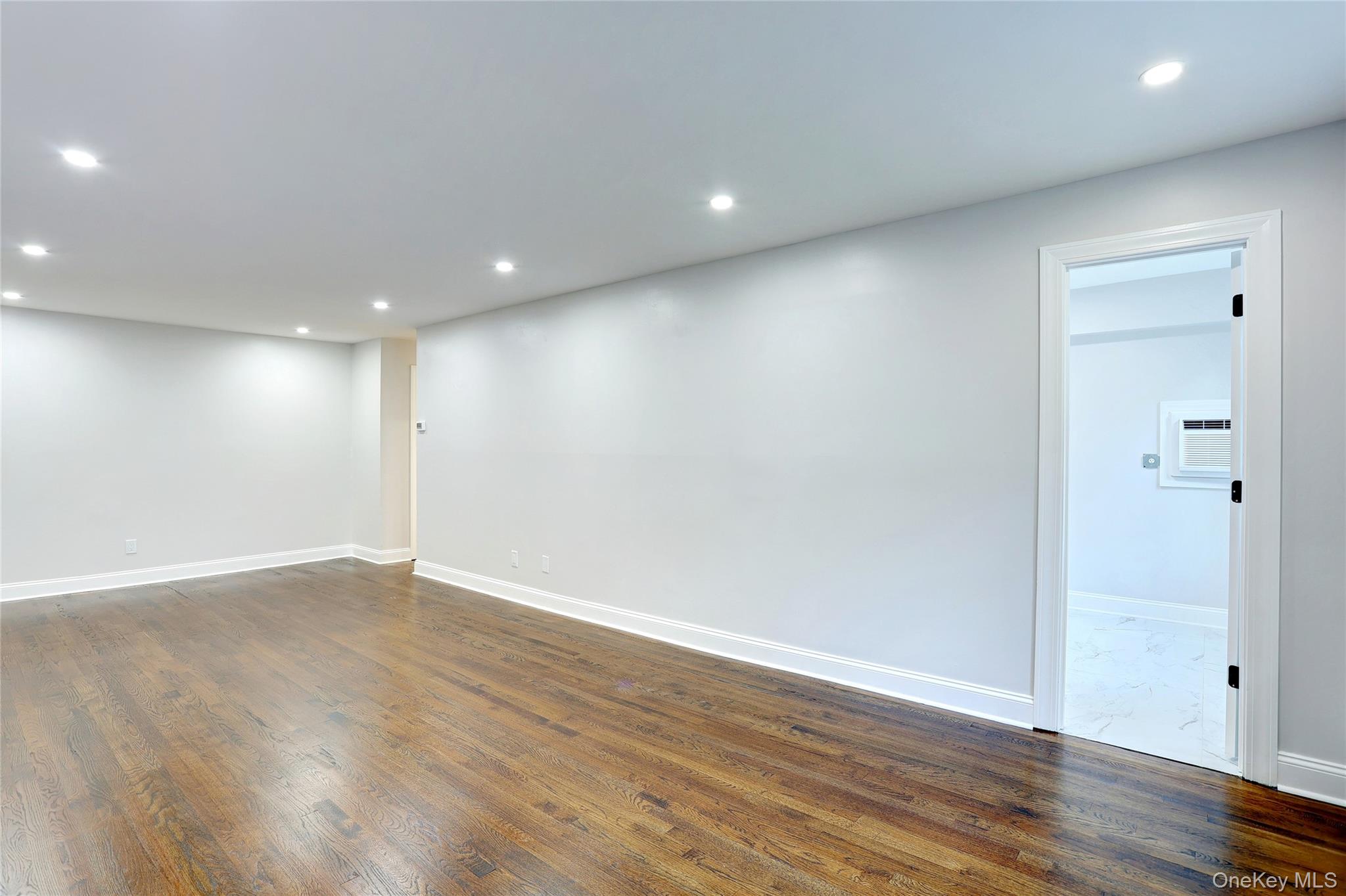 180 Kearsing Parkway, Unit B photo 5