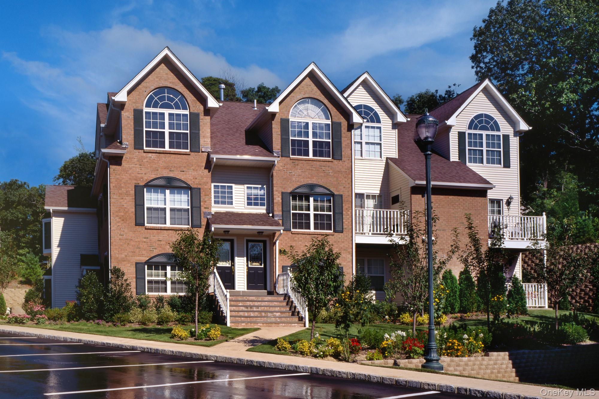 64 Pinnacle Drive, Unit 64