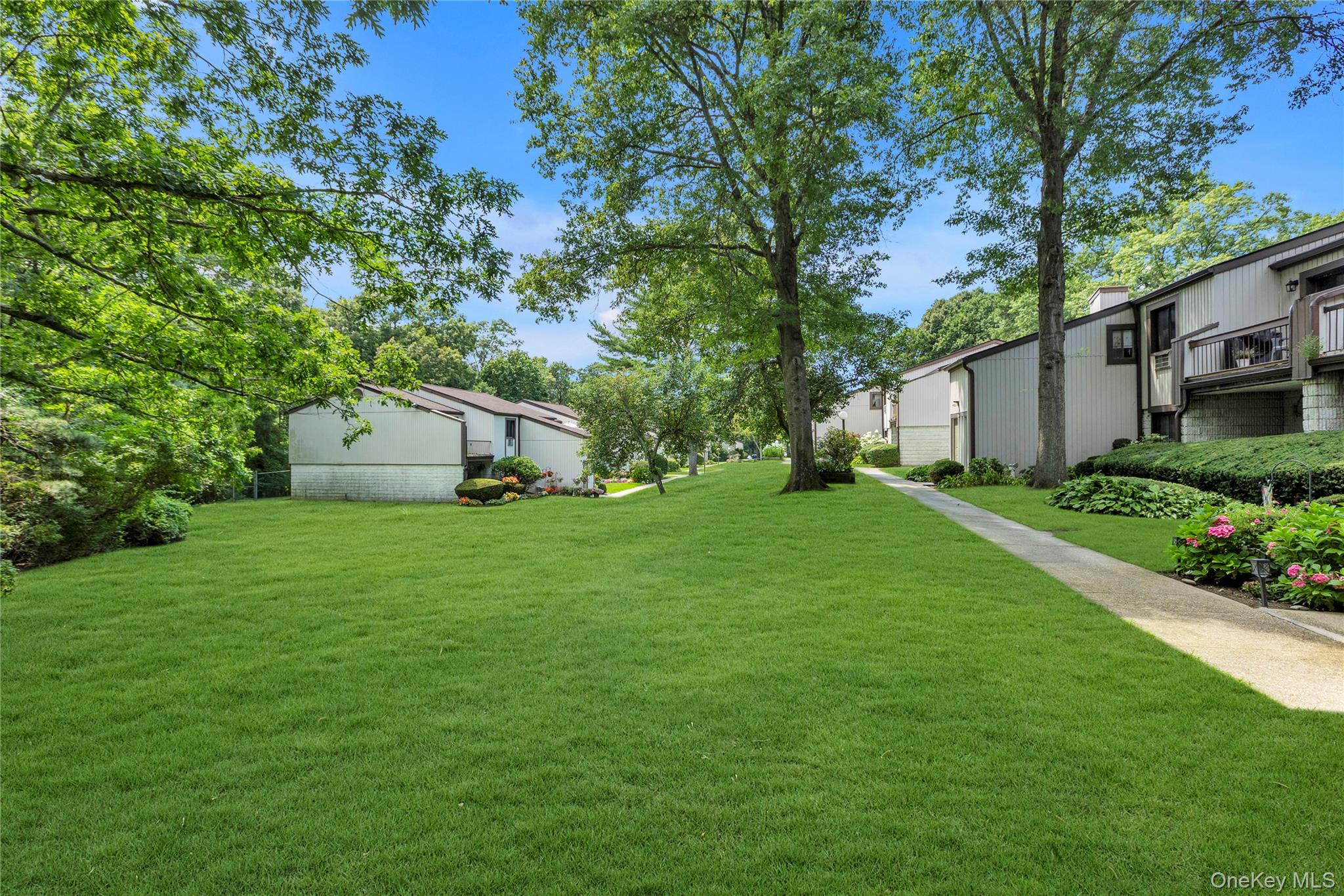 45 Richmond Boulevard, Unit 2B photo 16