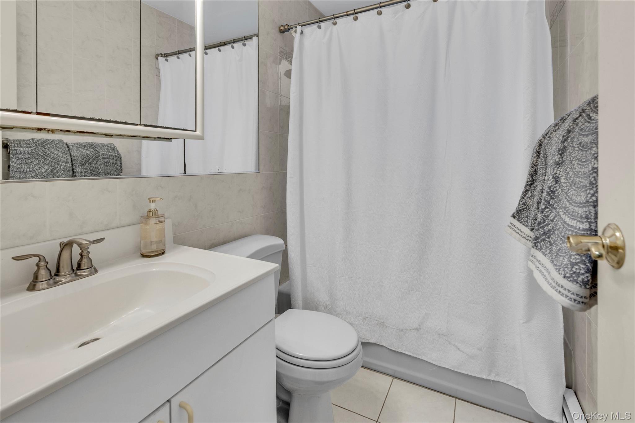 45 Richmond Boulevard, Unit 2B photo 11