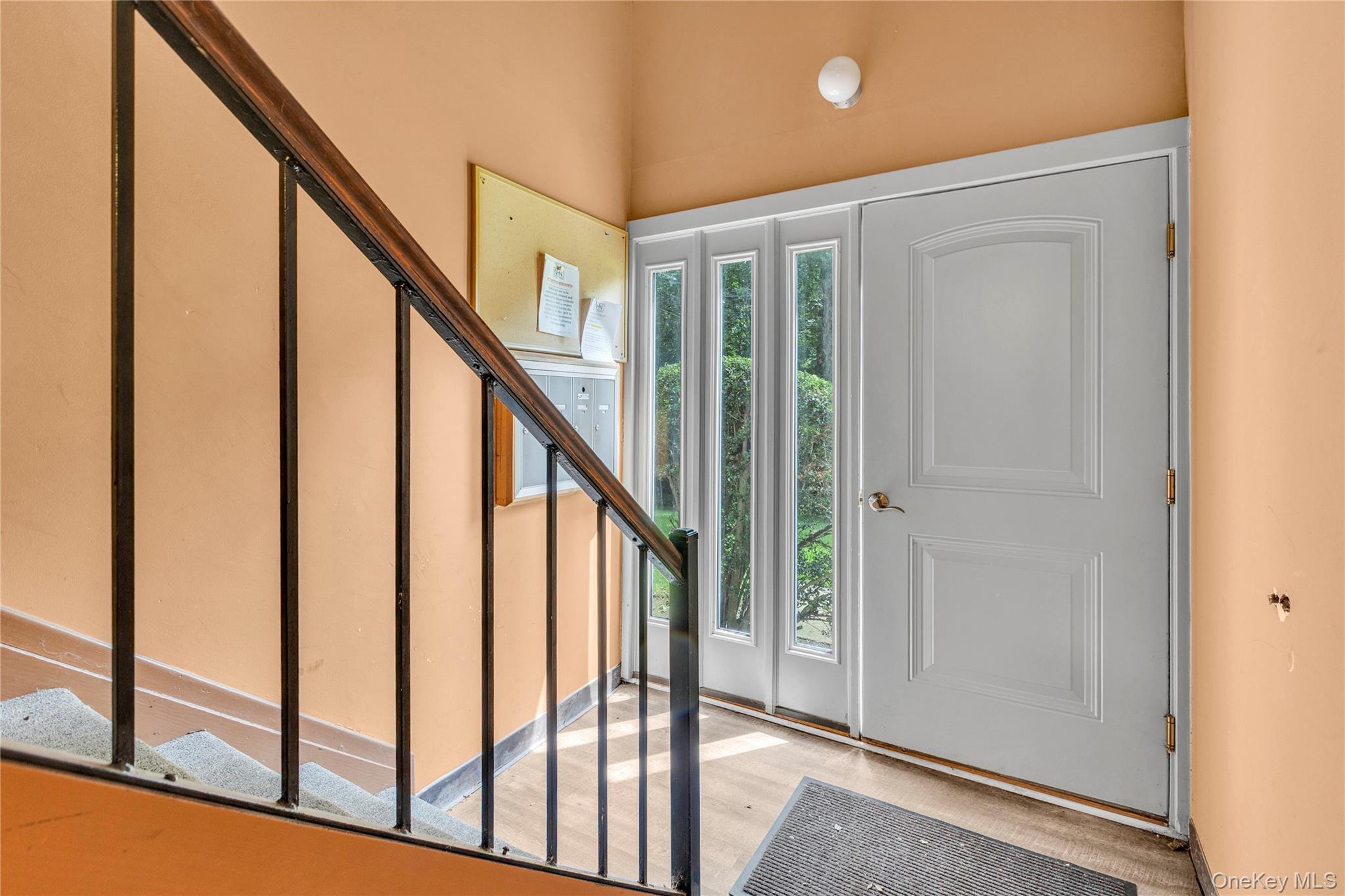 45 Richmond Boulevard, Unit 2B photo 3