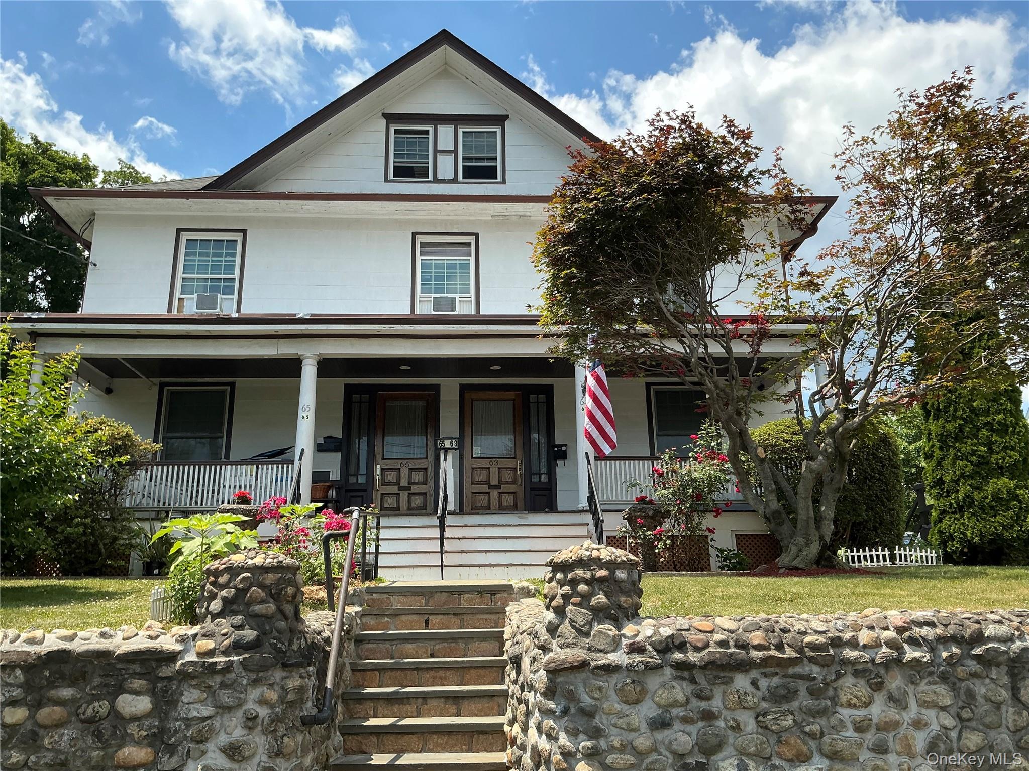 63 Harding Avenue, Unit 2
